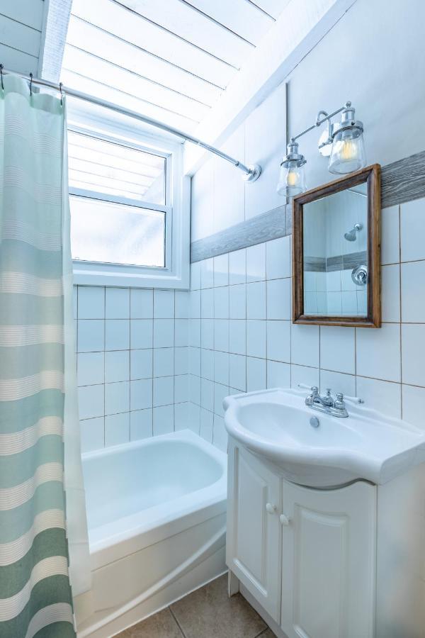 2Br Boutique Suite #8 บลูเมาเทนส์ ภายนอก รูปภาพ